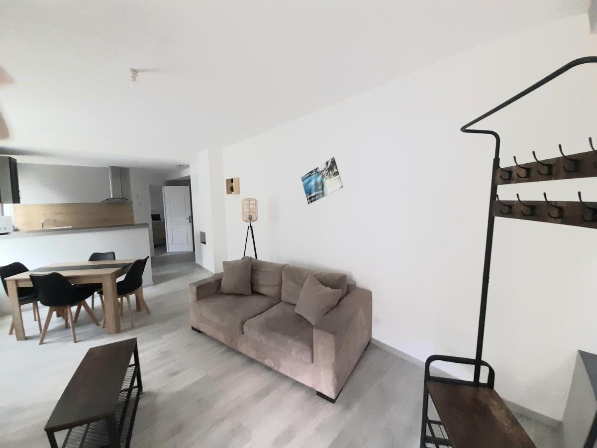 Ferienwohnung Le Travers Joigny Exterior foto