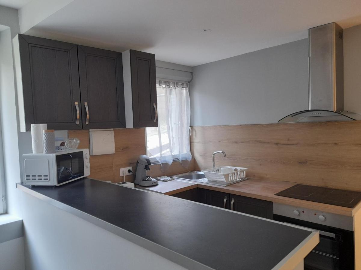Ferienwohnung Le Travers Joigny Exterior foto